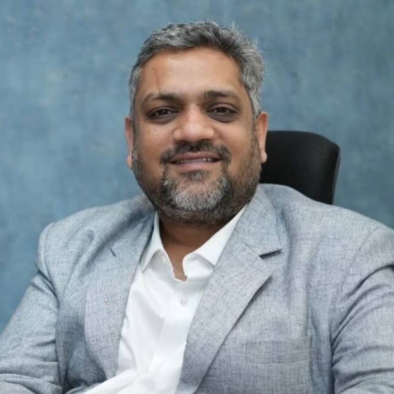 Shri Prateek Maheshwari